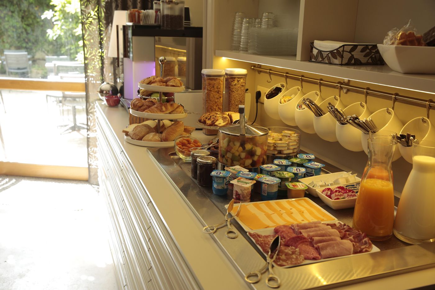 Le-Dauphin-Restaurant-35