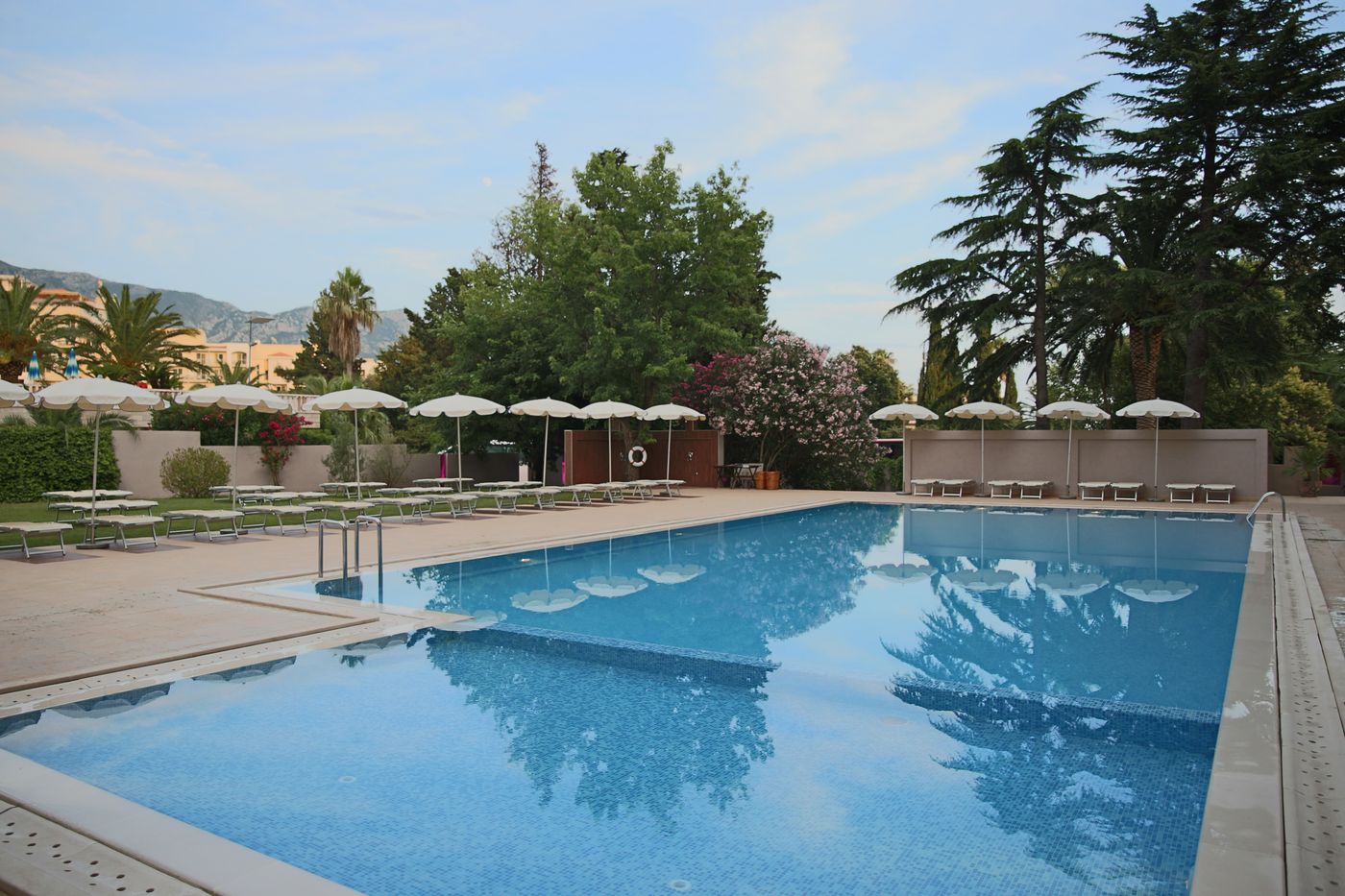 Hotel-Tara-General-view-1