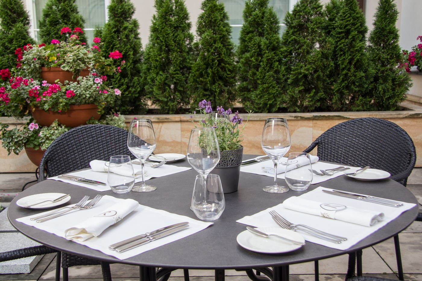 Mamaison-Hotel-Le-Regina-Warsaw-Restaurant-37