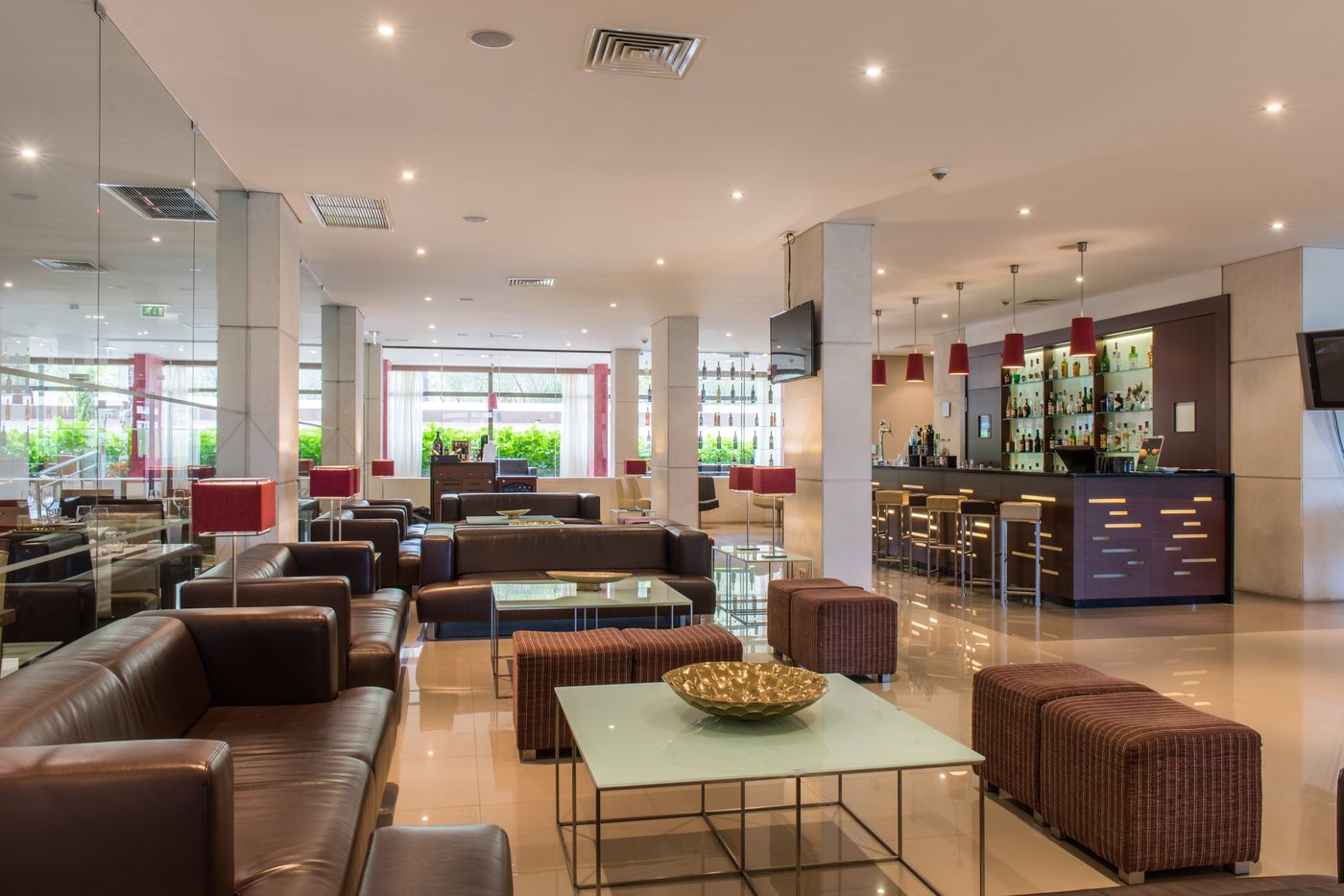 Vila-Gale-Village-Cascais-Bar-11