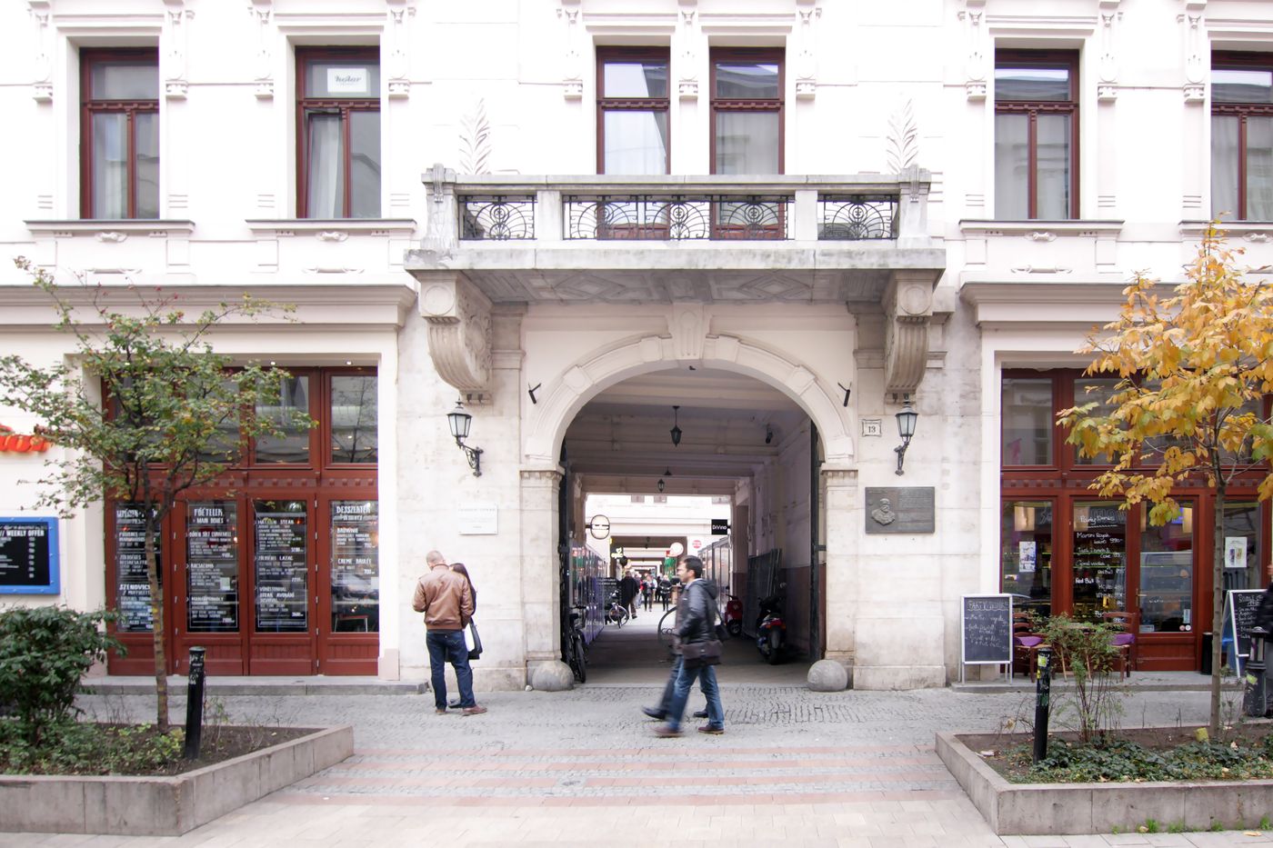 Gozsdu-Court-General-view-10