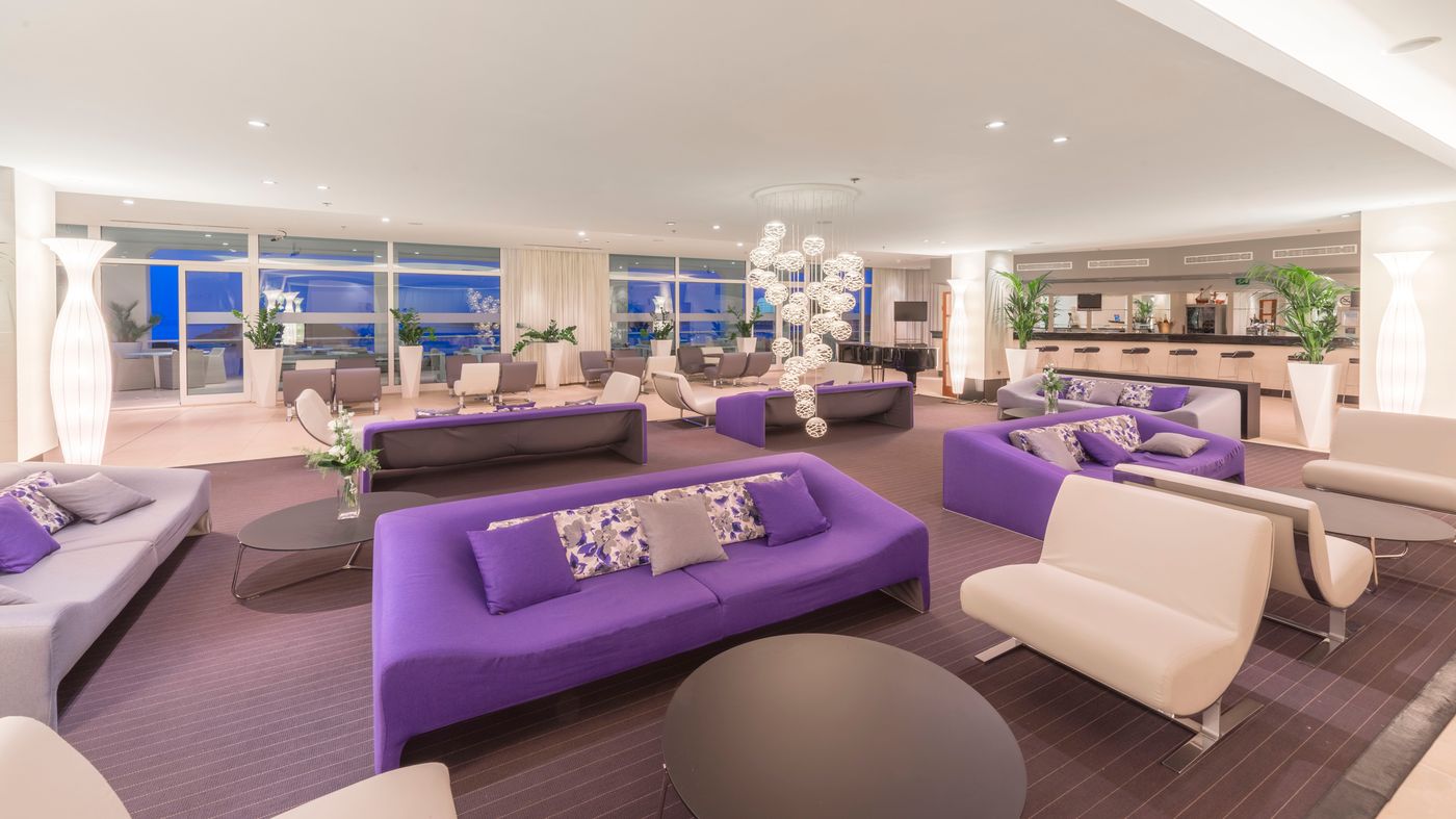 Amfora-Hvar-Grand-Beach-Resort-Bar-77