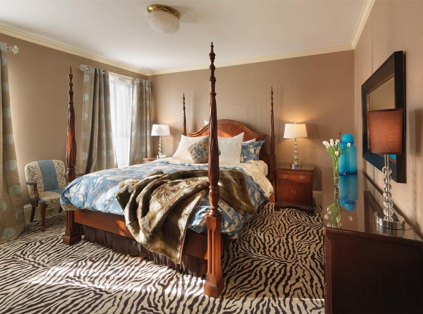 Kensington Park Hotel