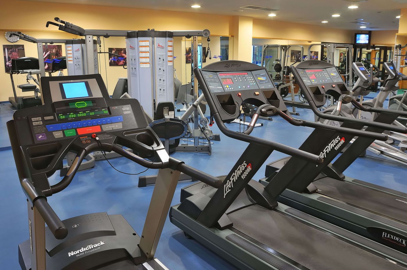 Verdi-Budapest-Aquincum-Sports-and-Entertainment-47