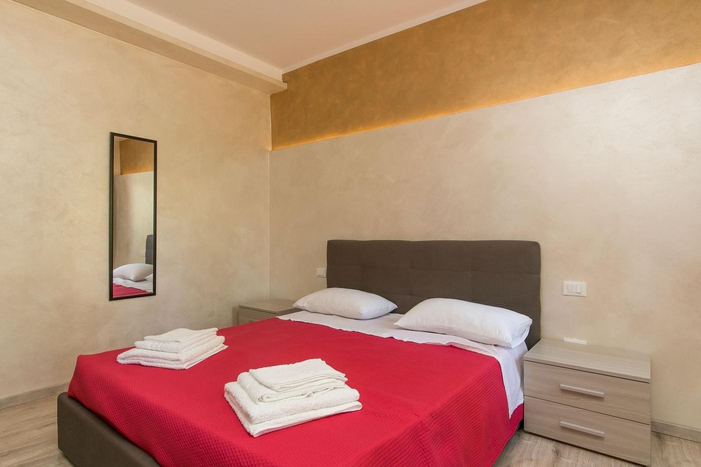 Red-Lion-Guest-House-Room-17