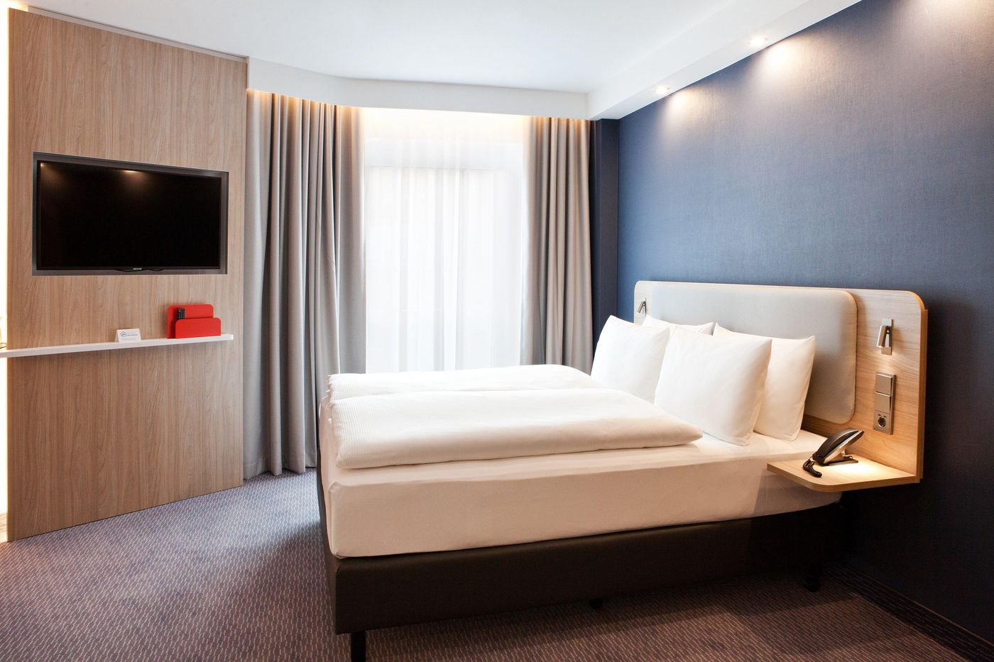 Holiday-Inn-Express-Munich---Olympiapark-Room-33
