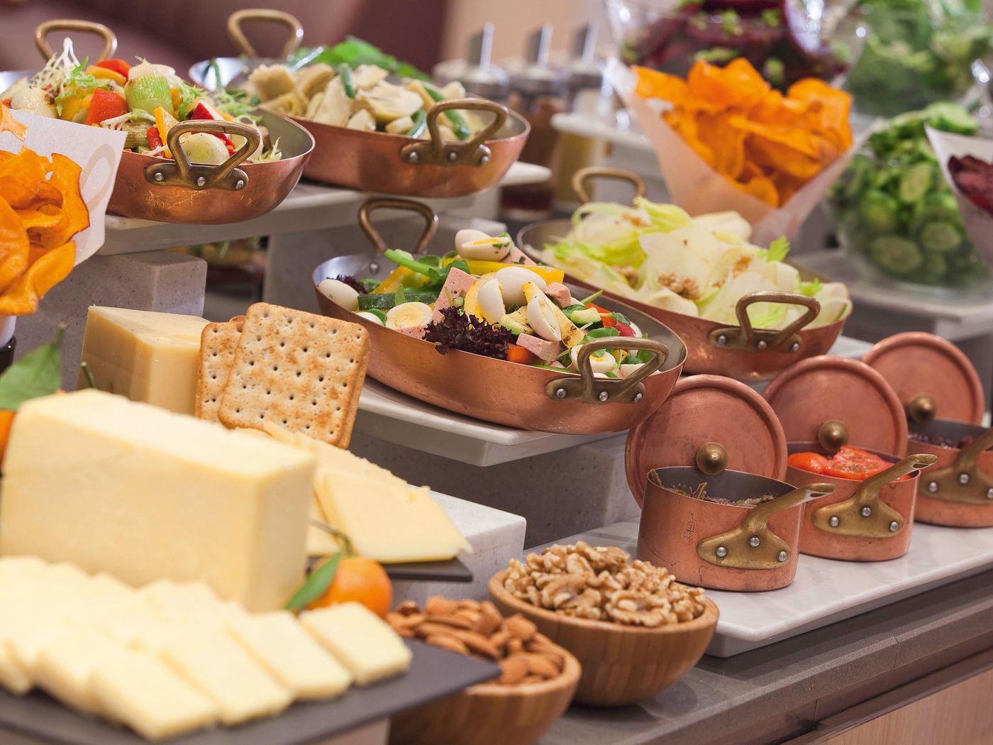 Movenpick-Bur-Dubai-Restaurant-43