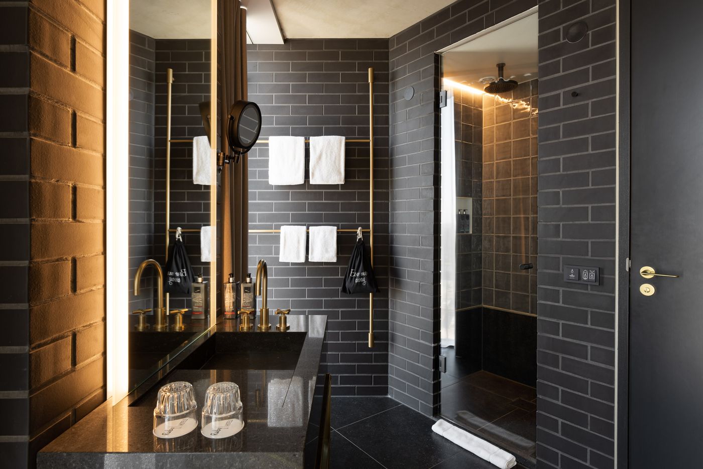 Ruby-Emma-Hotel---Bar-Room-26