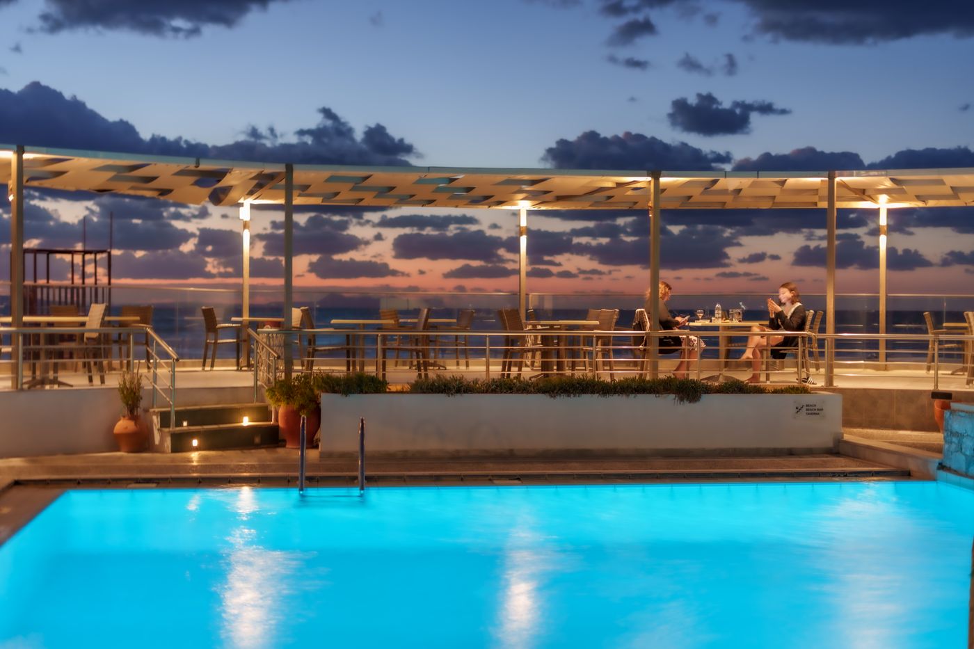 Dedalos-Beach-Hotel-Terrace-7