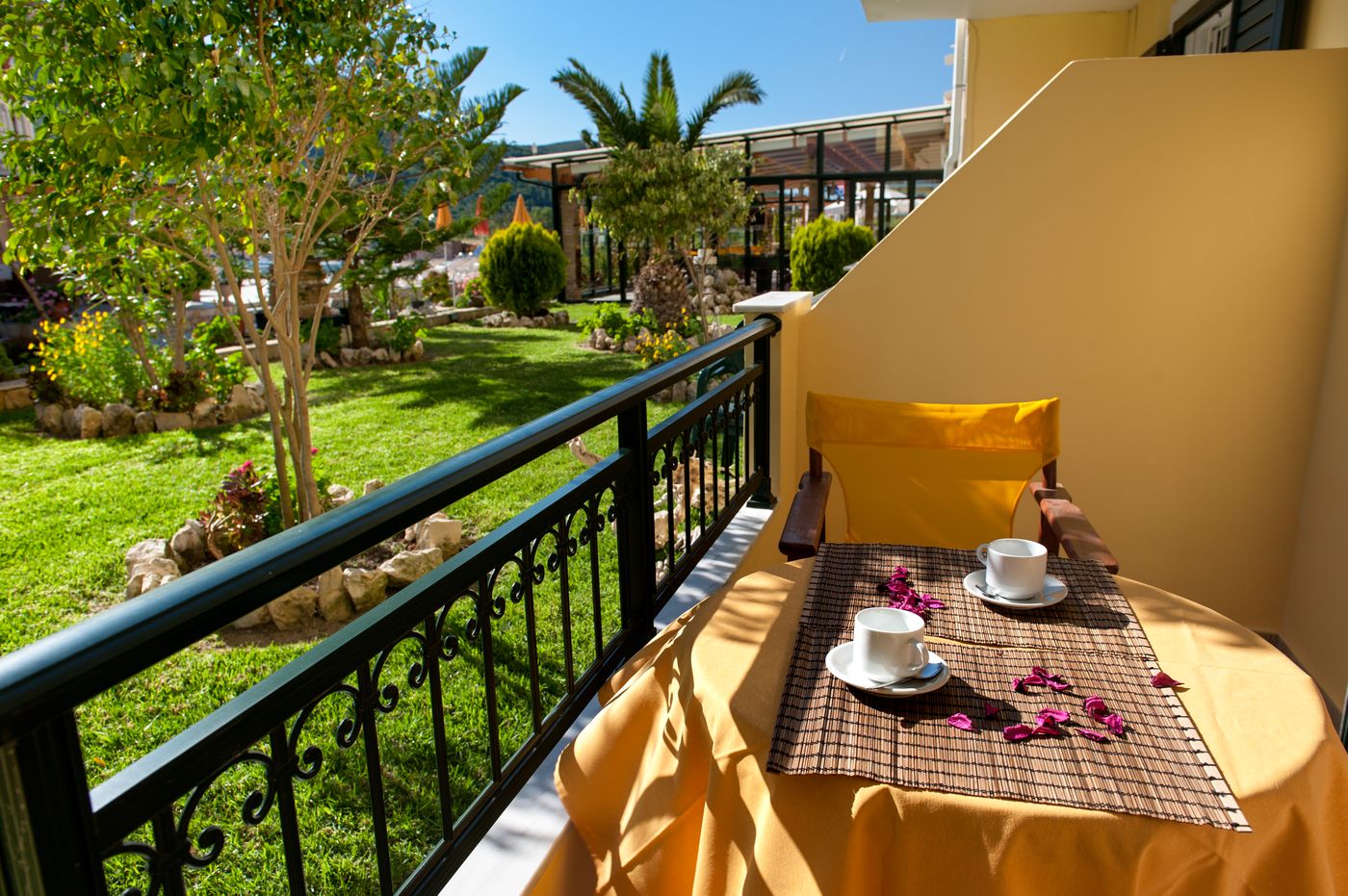 Clio-Aparthotel-Room-14