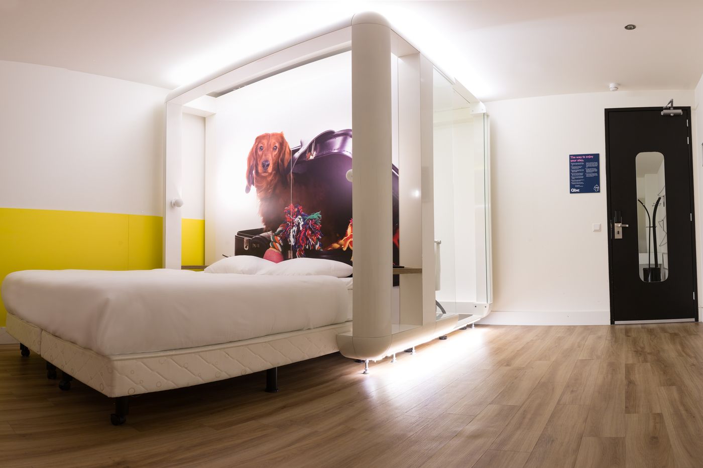 Qbic-Hotel-Amsterdam-Wtc-Room-14