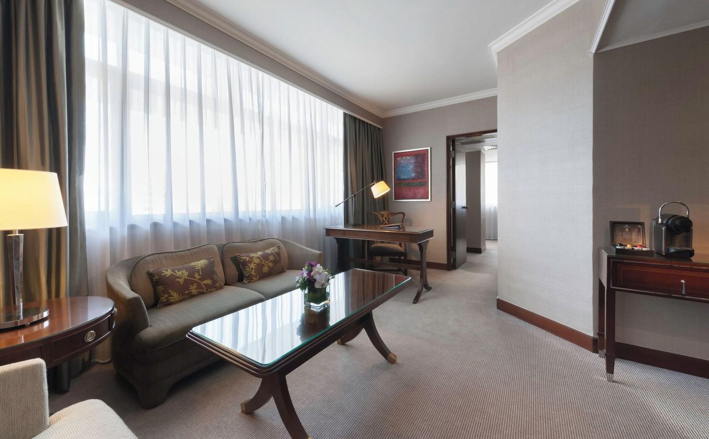 Marco-Polo-Hongkong-Hotel-Room-12