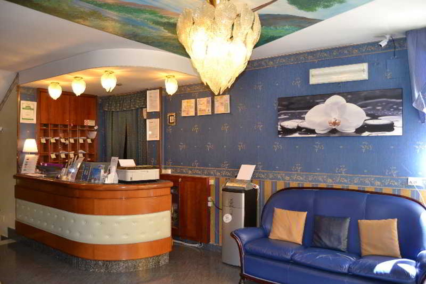 Orchidea - Italy - Giugliano in Campania - Lobby - 2