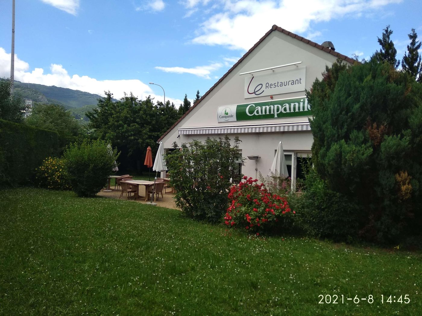 Hotel Campanile Grenoble Sud - Seyssins-France-Seyssins-General view-8