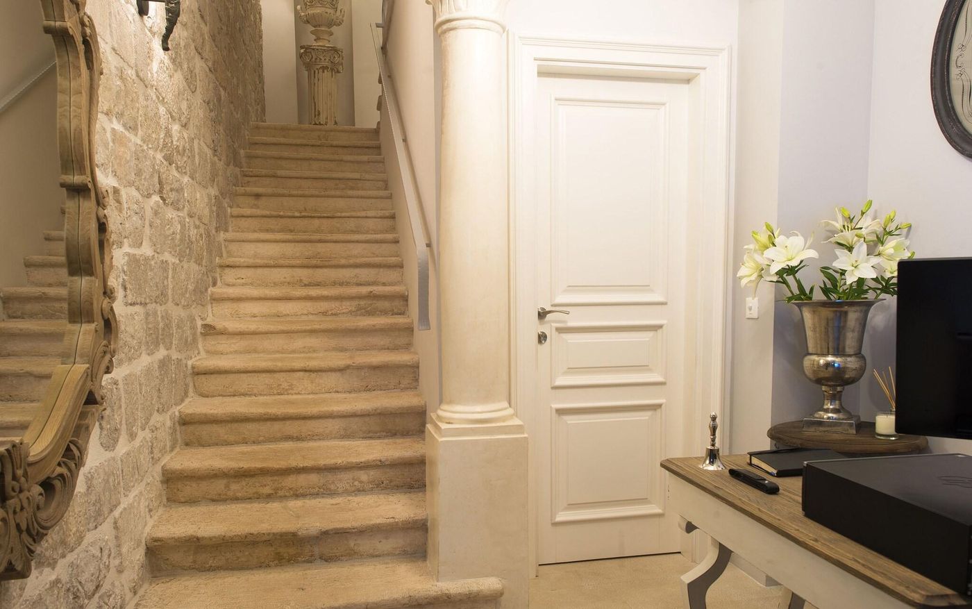 St--Joseph-s-Lobby-29