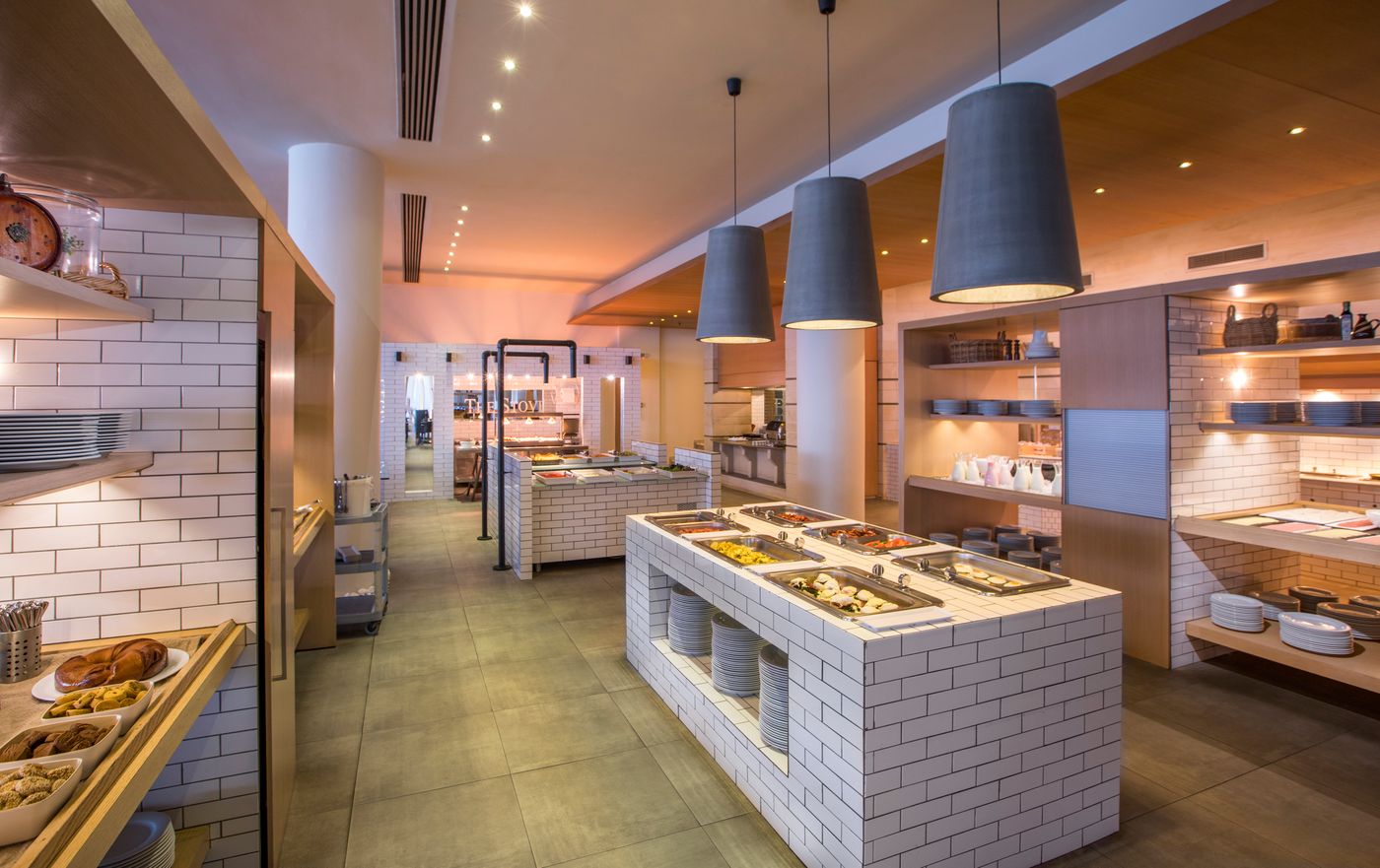 The-Island-Hotel---Adults-Only-Restaurant-44