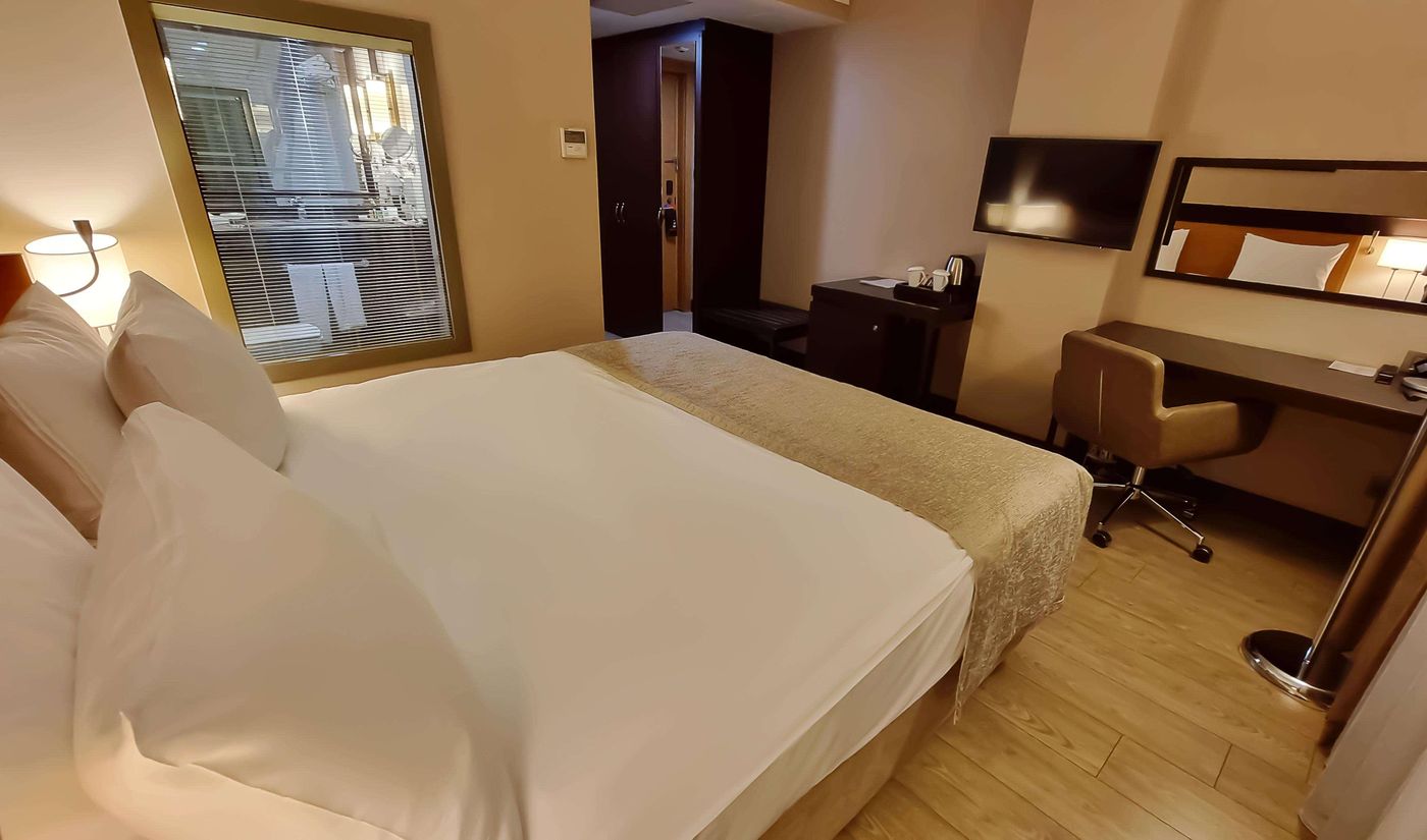 Port-Bosphorus-Hotel-Room-44