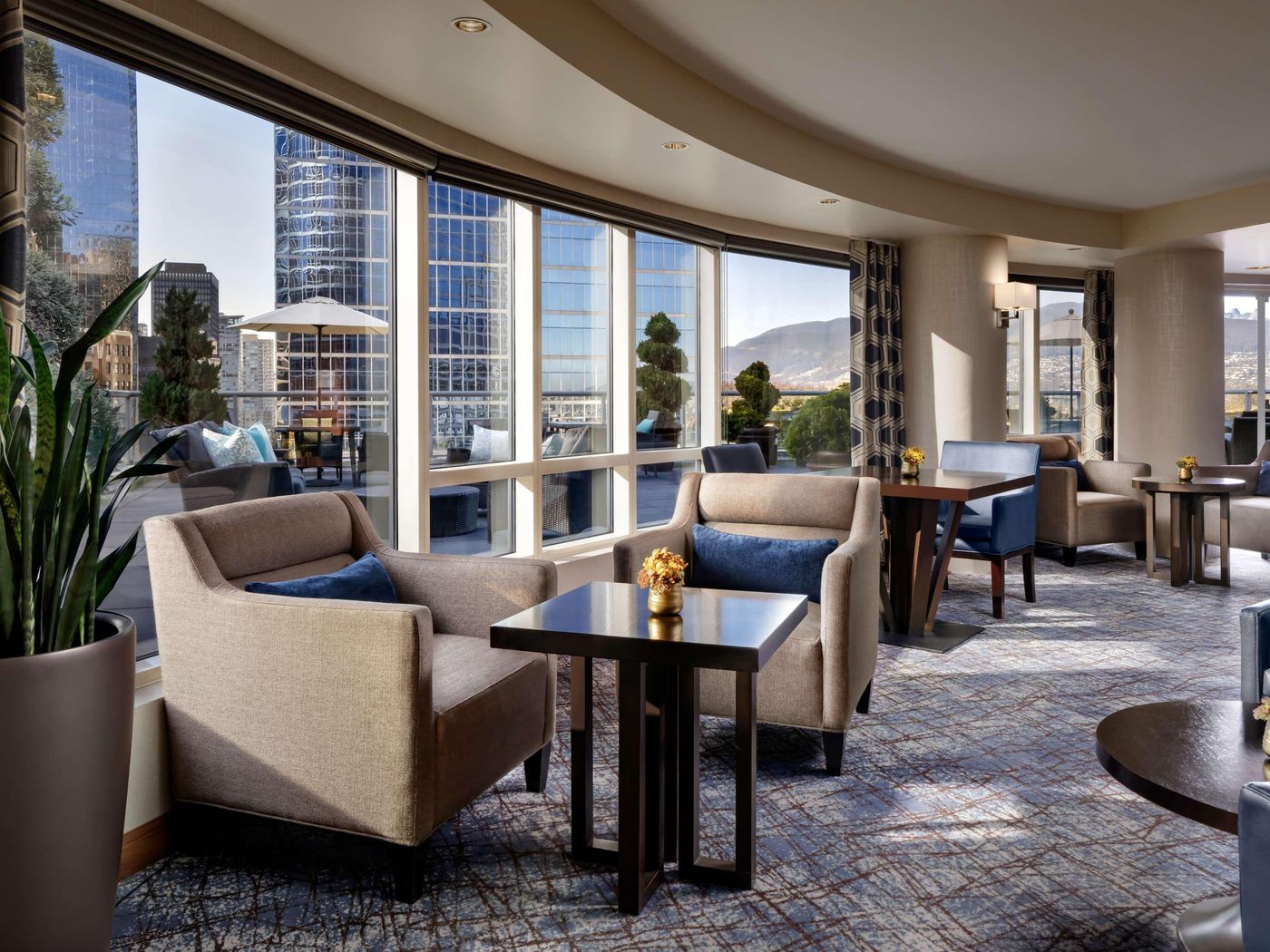 Fairmont-Waterfront-Room-6