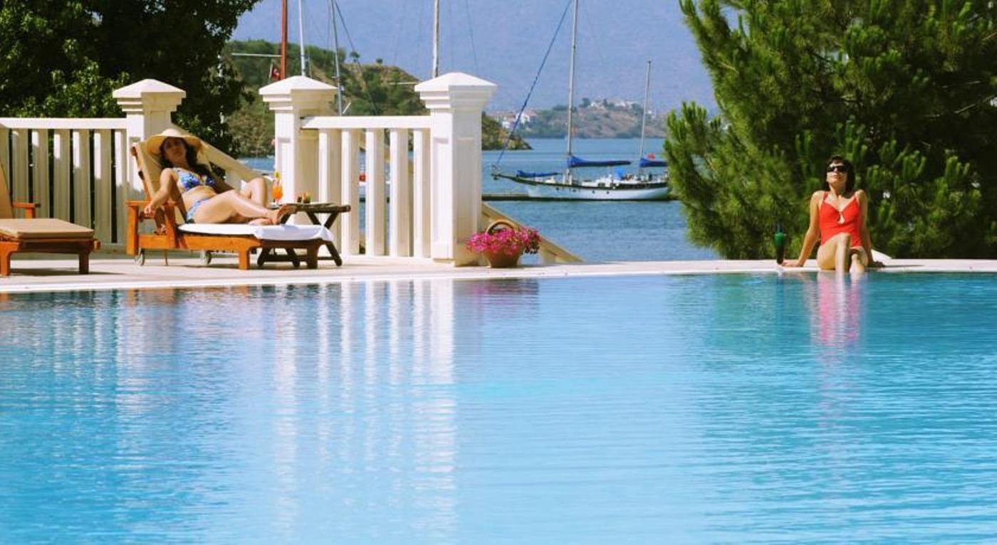 Ece-Saray-Marina-and-Resort-Pool-5