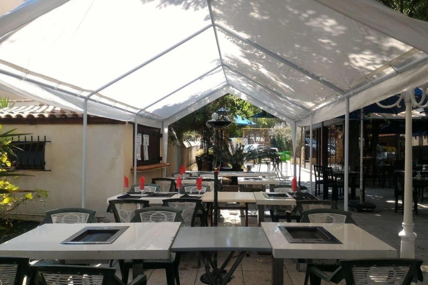 Hotel Les Cigalons-France-MARSEILLE-Restaurant-8