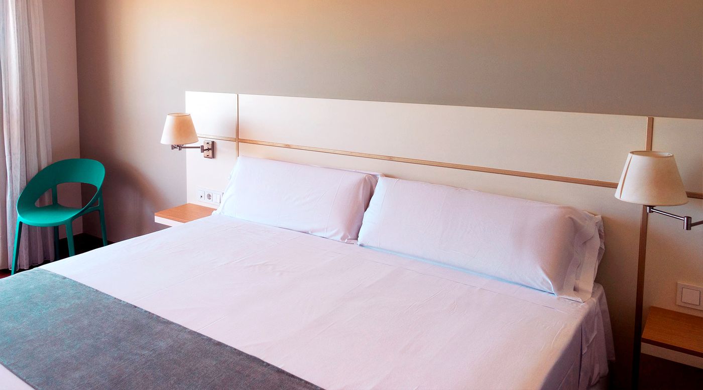 Hotel-Monterrey-Costa-Room-8