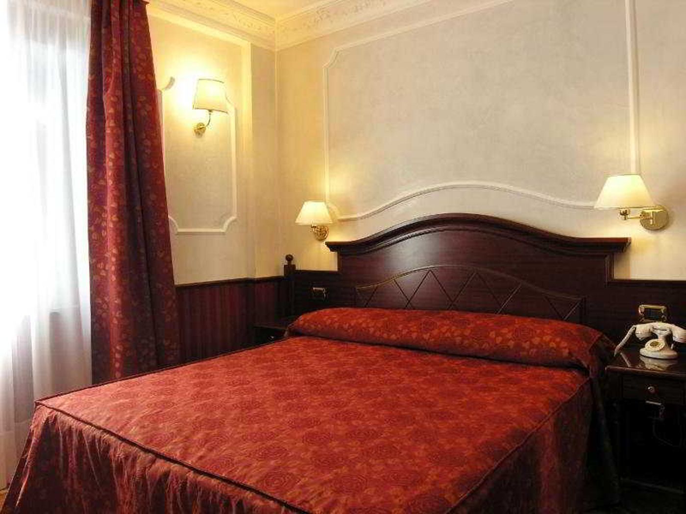 Best-Roma-Room-31