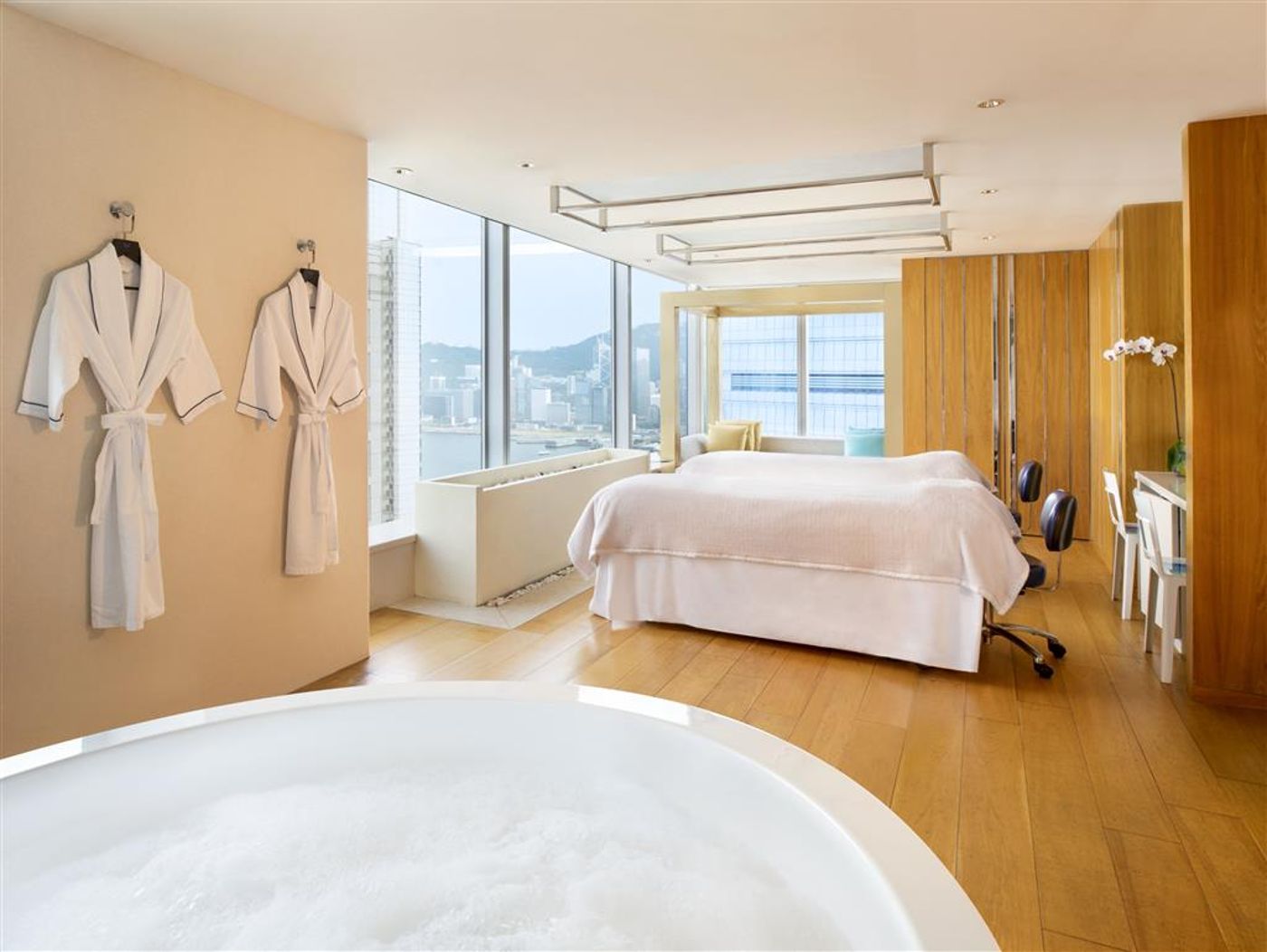 W-Hong-Kong-General-view-12