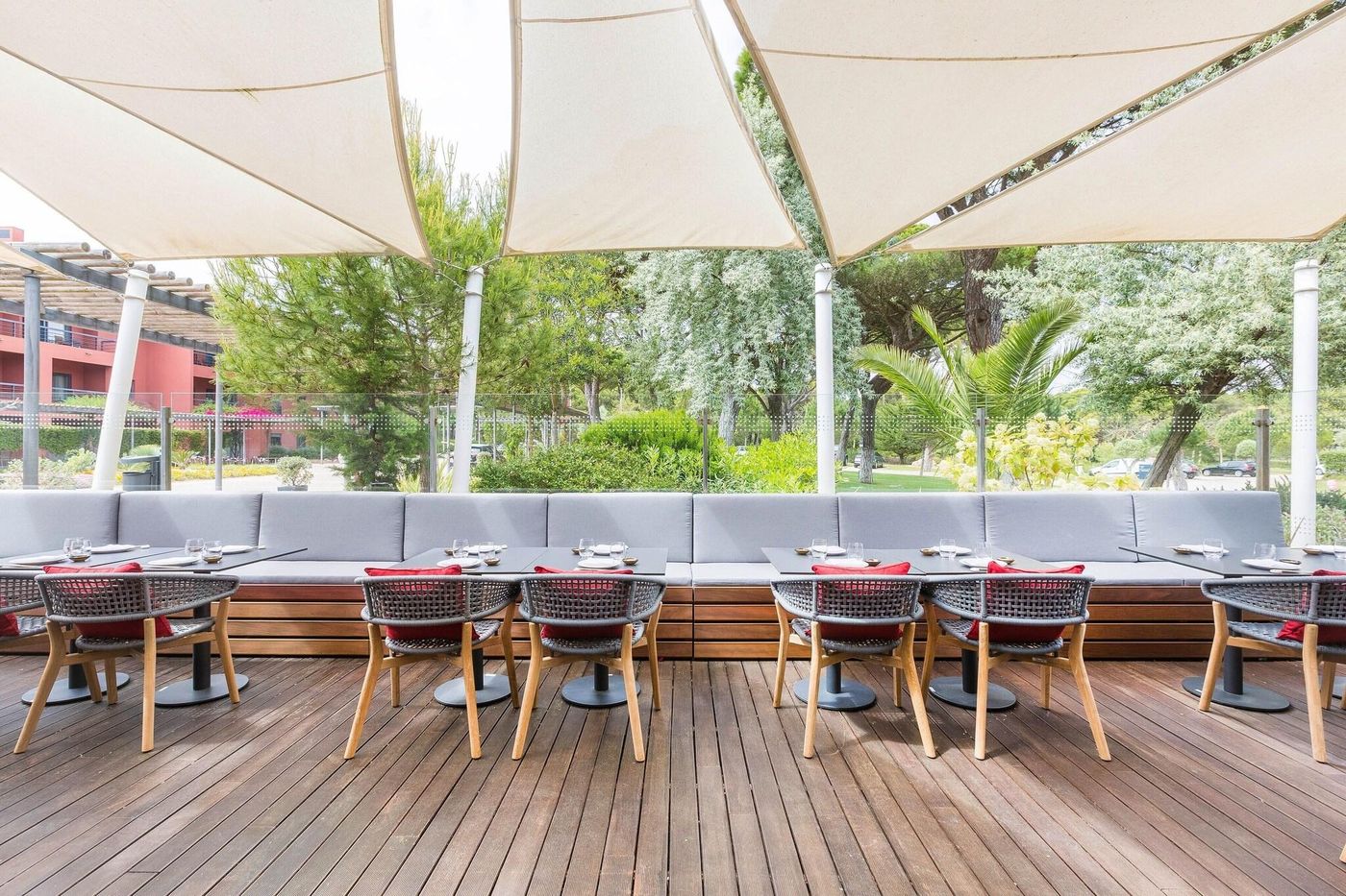 Sheraton-Cascais-Restaurant-58