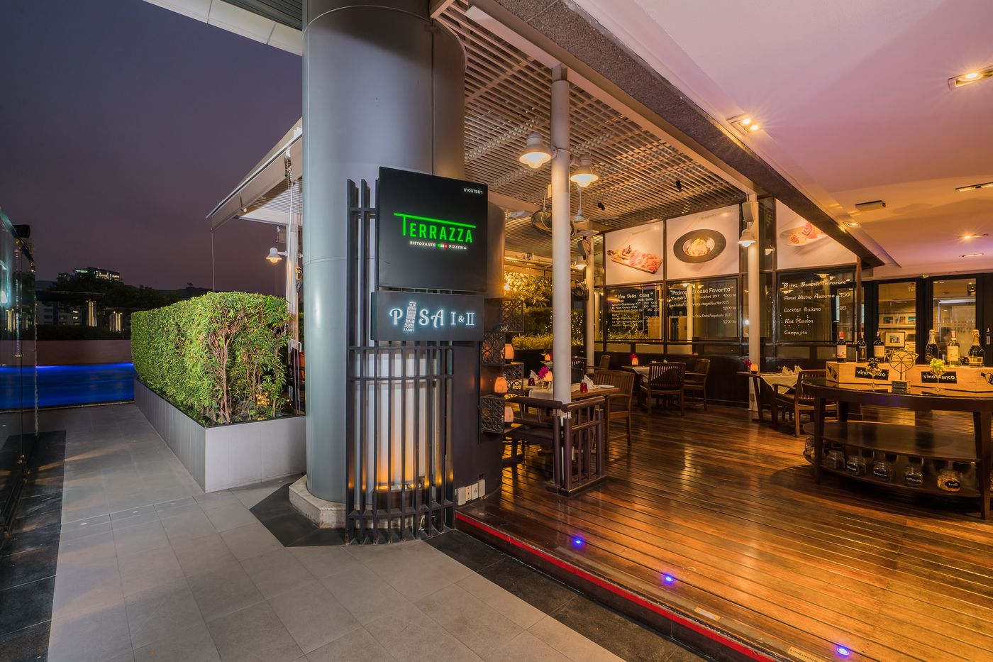 Pathumwan-Princess-Restaurant-16