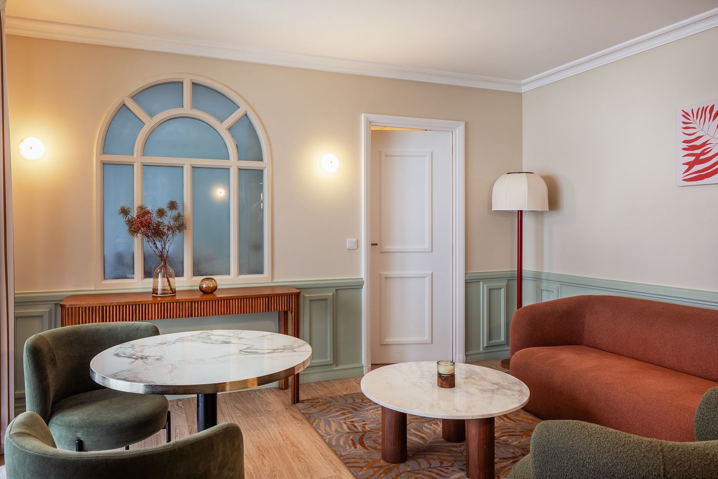 Royal-Garden-Champs-Elysees-Room-2