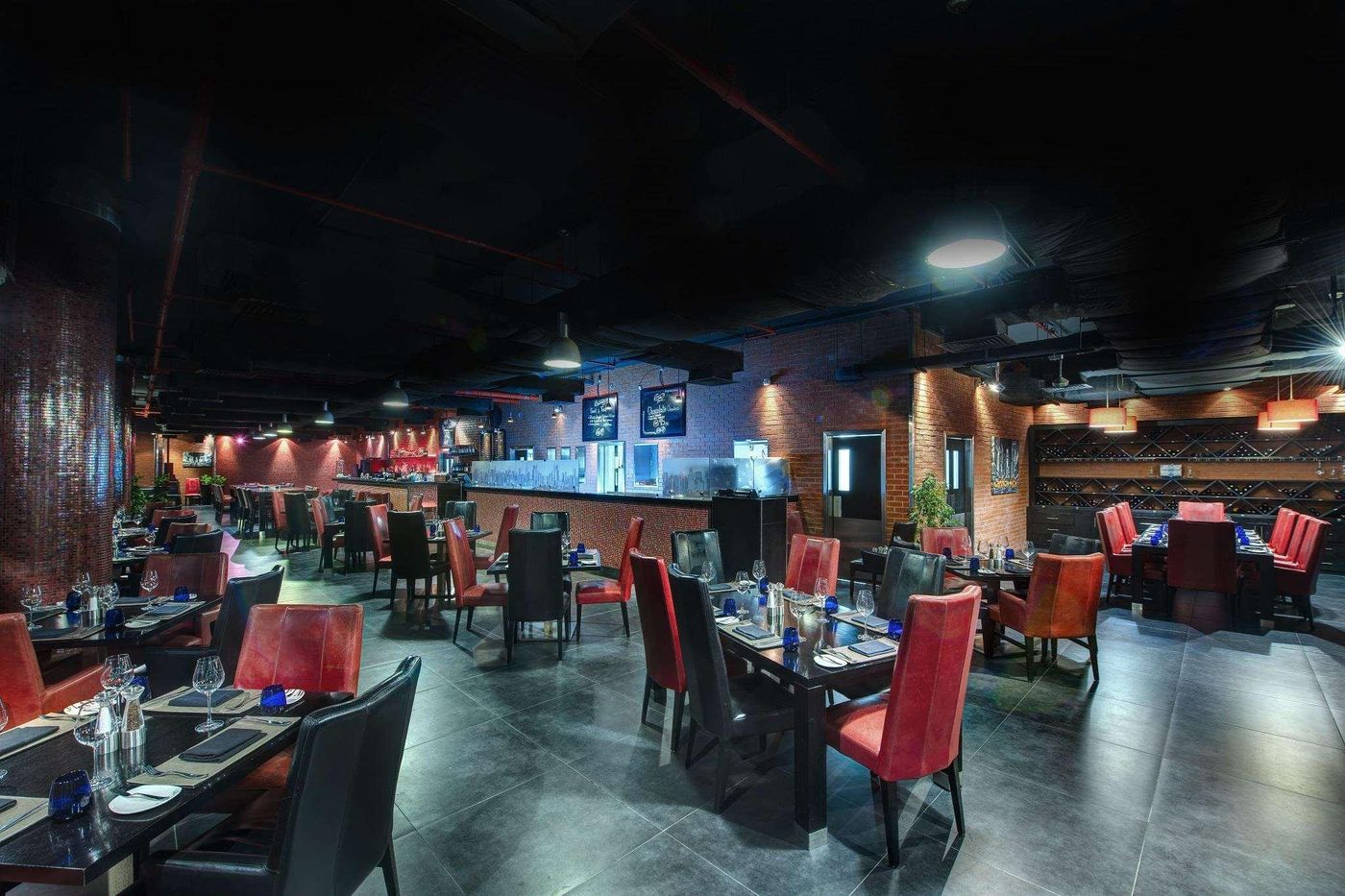 Dukes-The-Palm--a-Royal-Hideaway-Hotel-Restaurant-83