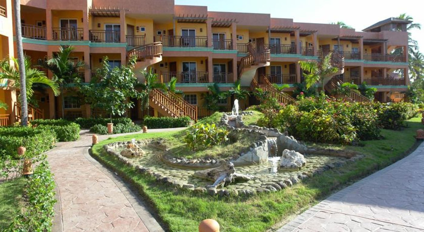Vik Hotel Cayena Beach
