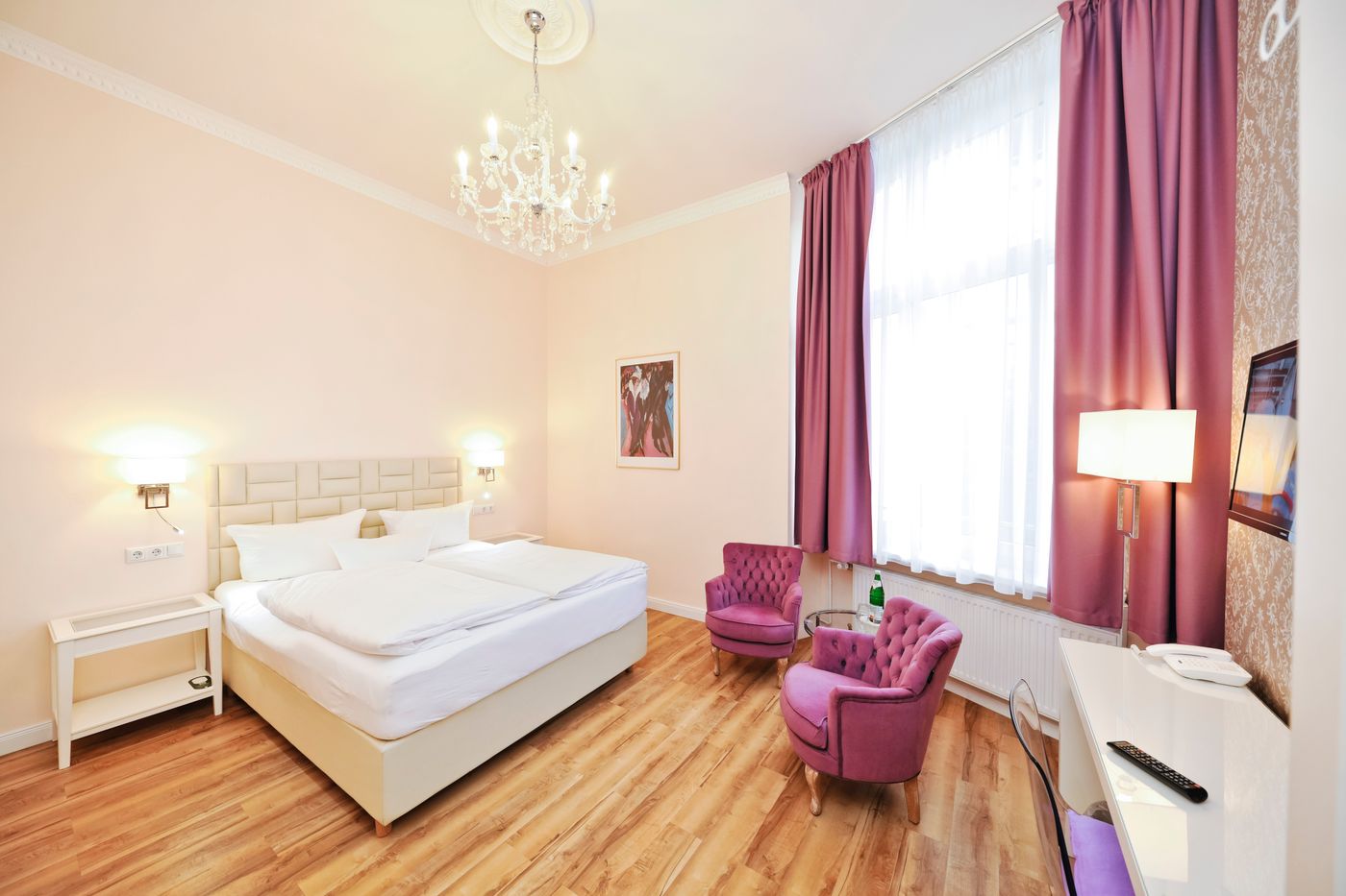 AMC-Hotel---Schoneberg-Room-24