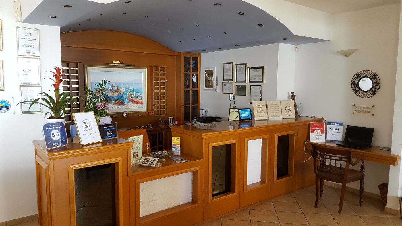 Amazones-Village-Suites-Lobby-35