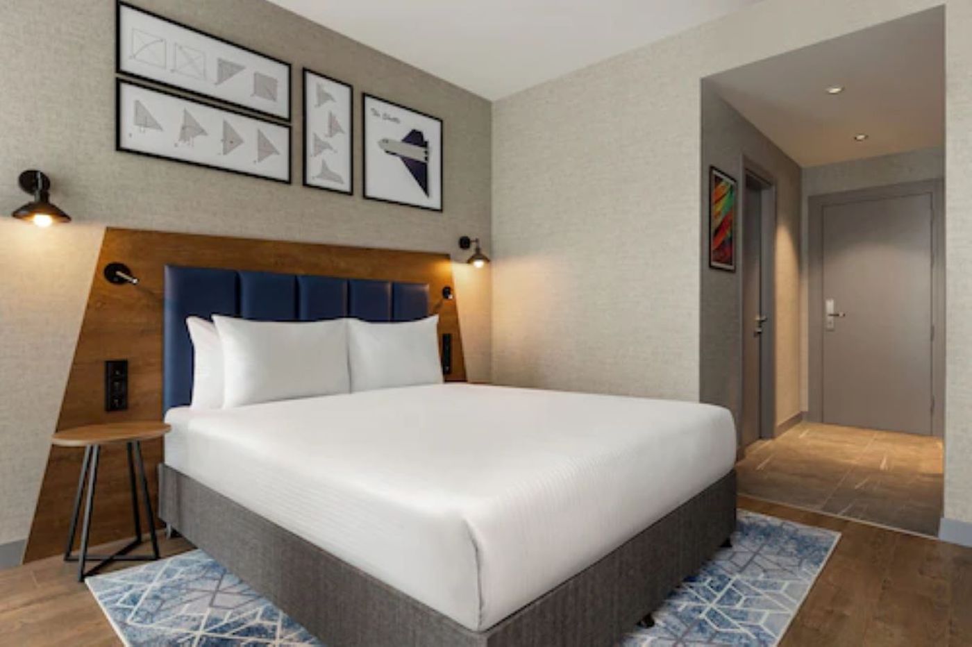 Ramada-Encore-By-Wyndham-Istanbul-Airport-Room-8