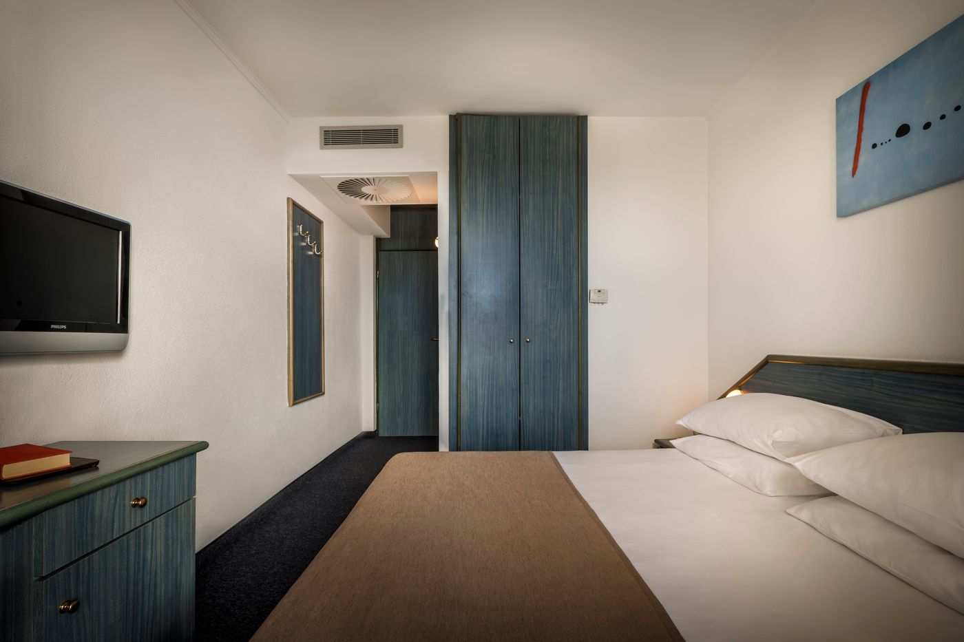 Hotel-Laguna-Room-26