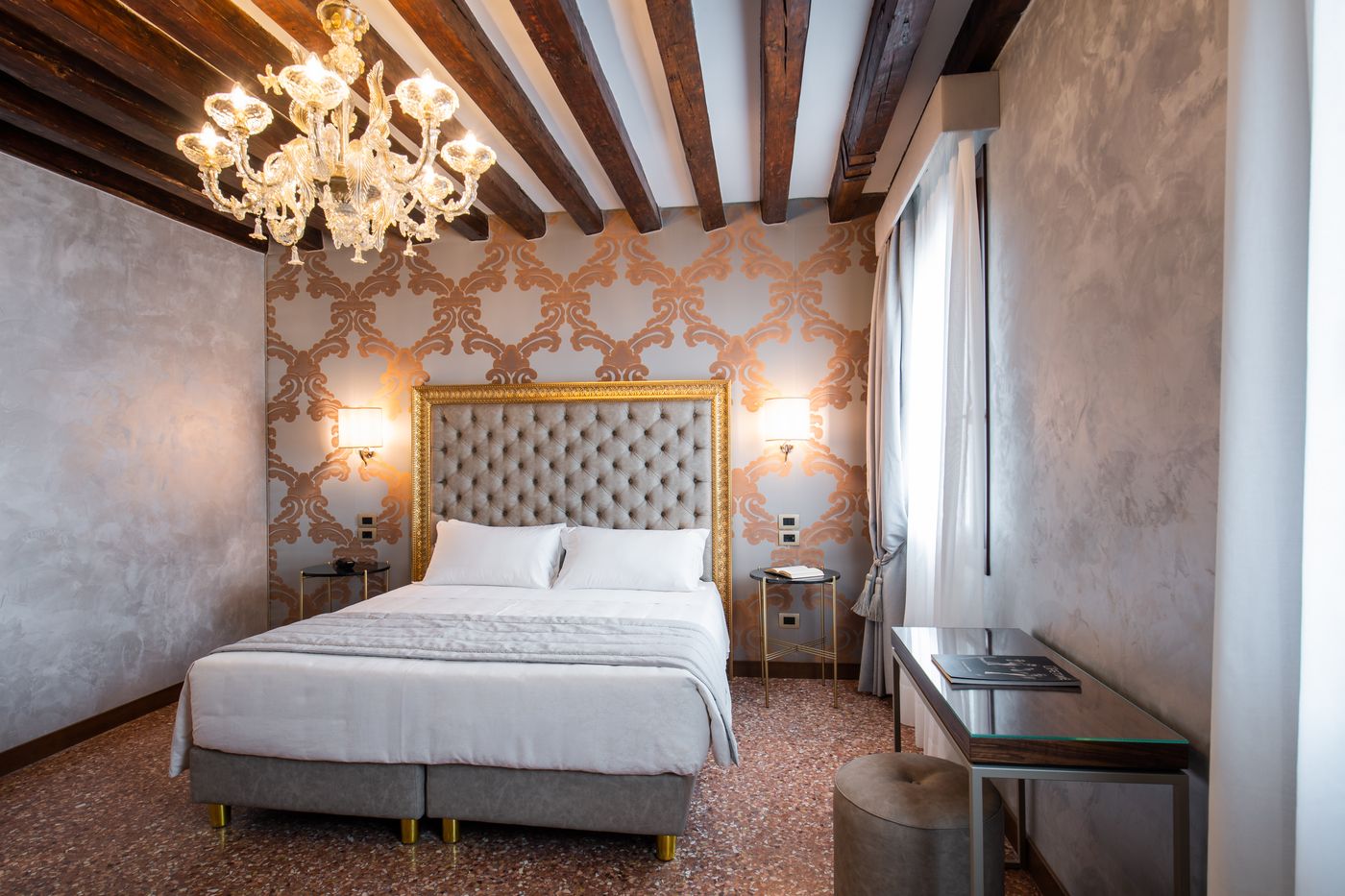 Palazzo-San-Lorenzo-Room-12