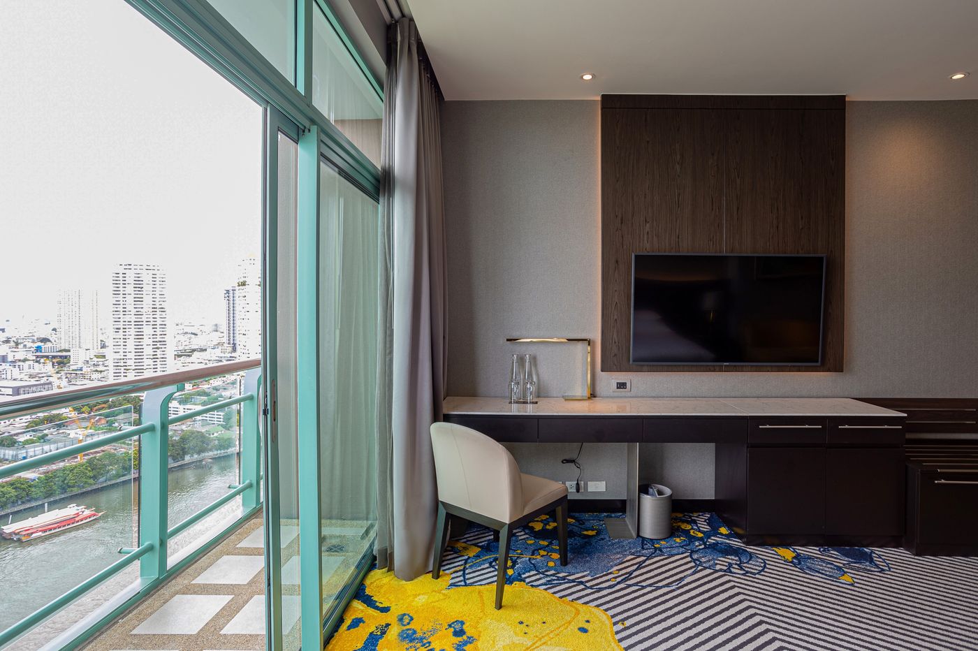 Chatrium-Hotel-Riverside-Bangkok-Room-57