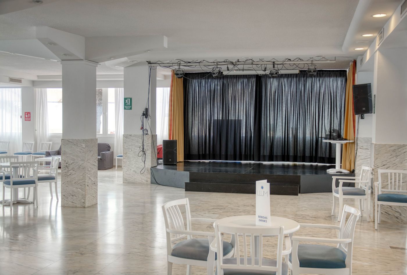 AzuLine-Hotel-Coral-Beach-Restaurant-49