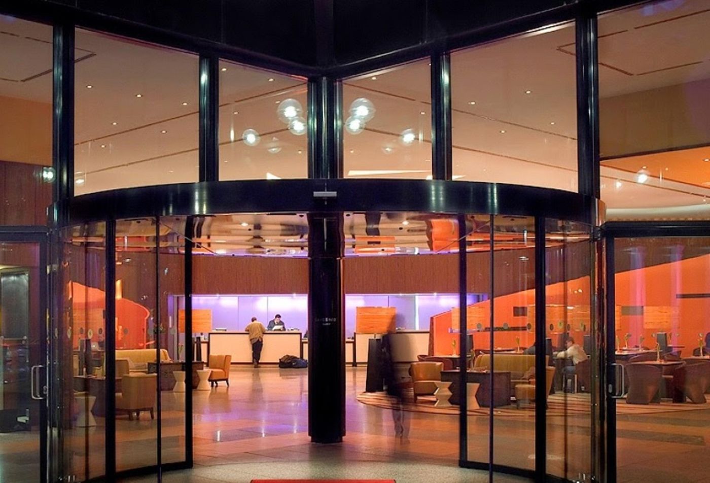 Sheraton-Berlin-Grand-Hotel-Esplanade-Lobby-23