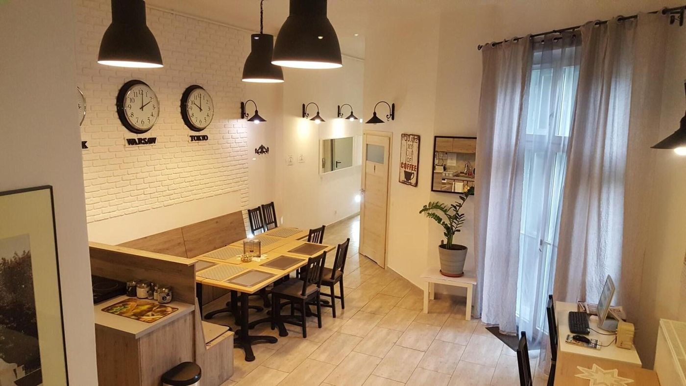 Hostel-Lwowska-11-Restaurant-10