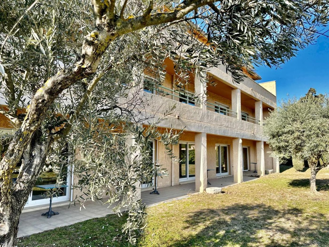 Hotel La Perna-France-PERNES LES FONTAINES-Lobby-2