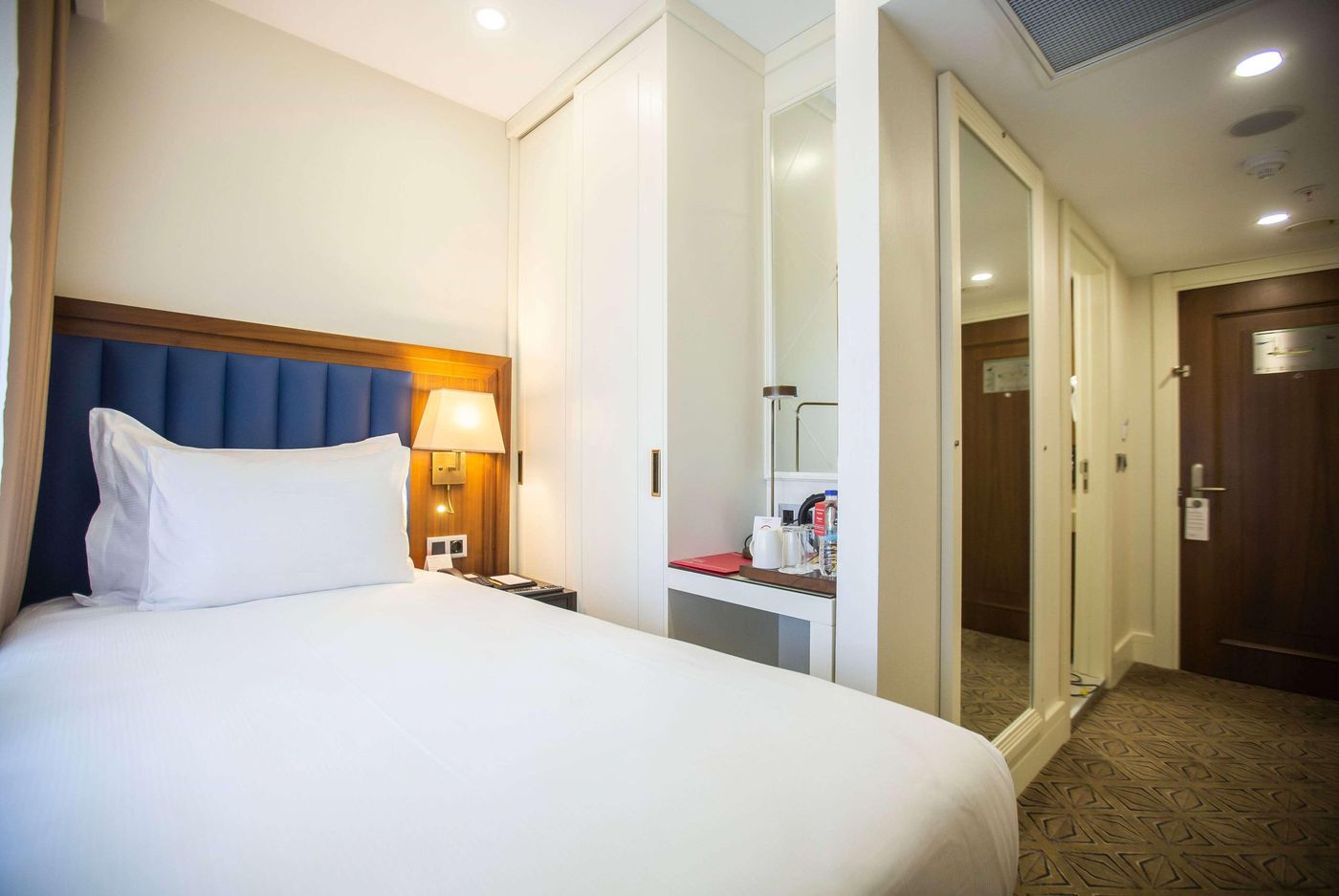 Ramada-Plaza-By-Wyndham-Istanbul-Sultanahmet-Room-52