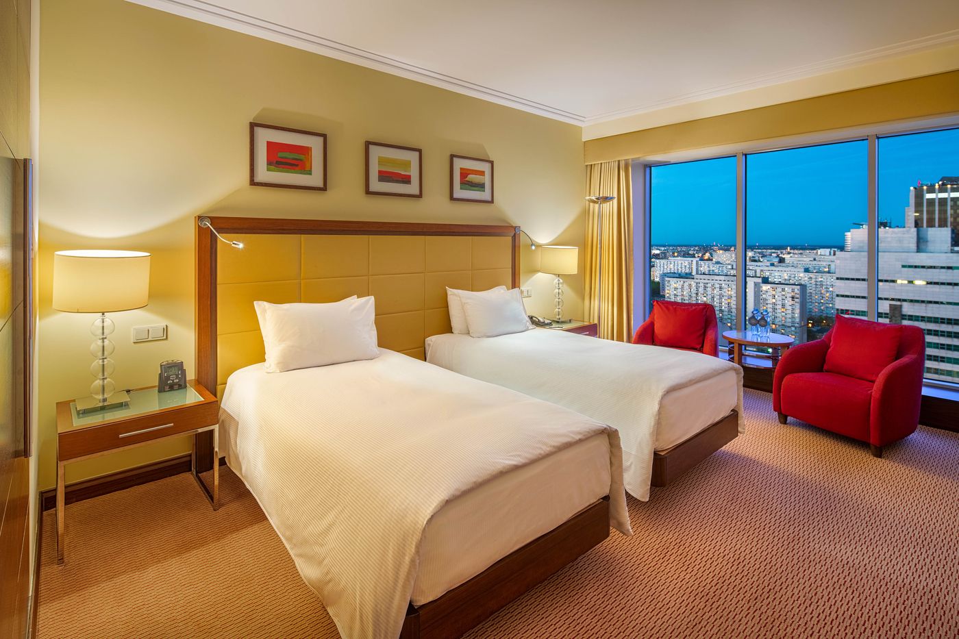 Hilton-Warsaw-City-Room-16