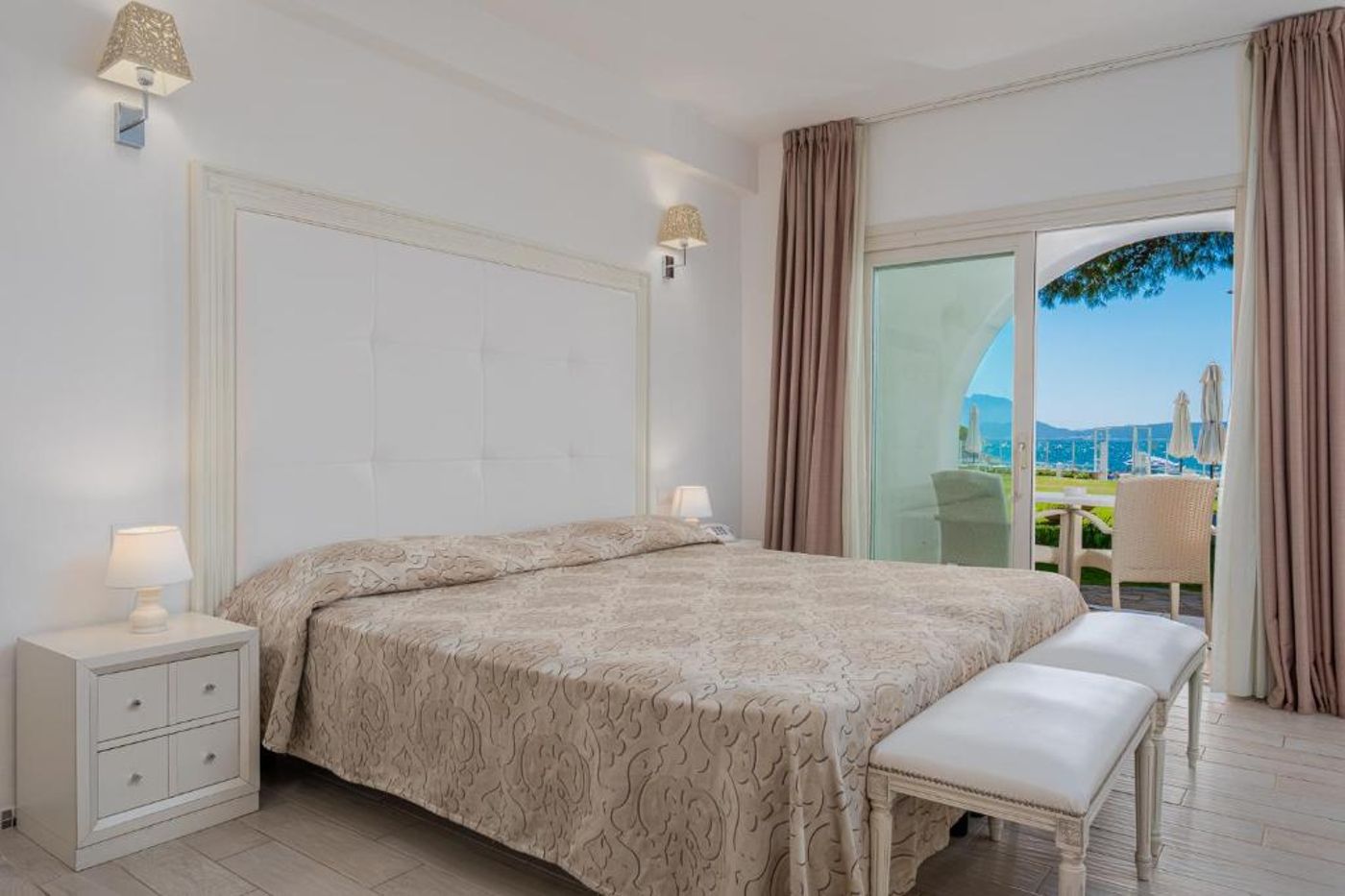 The-Pelican-Beach-Resort---SPA-Adults-Only-Room-20