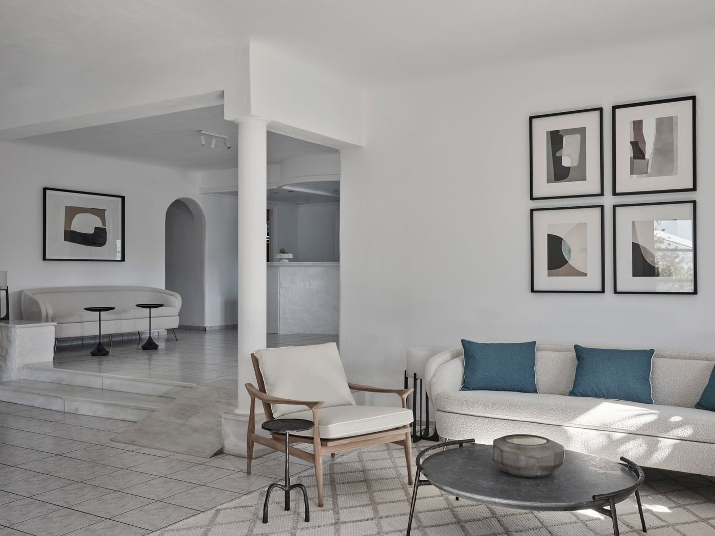 Myconian-Sunrise-Relais---Chateaux-Hotel-Lobby-27