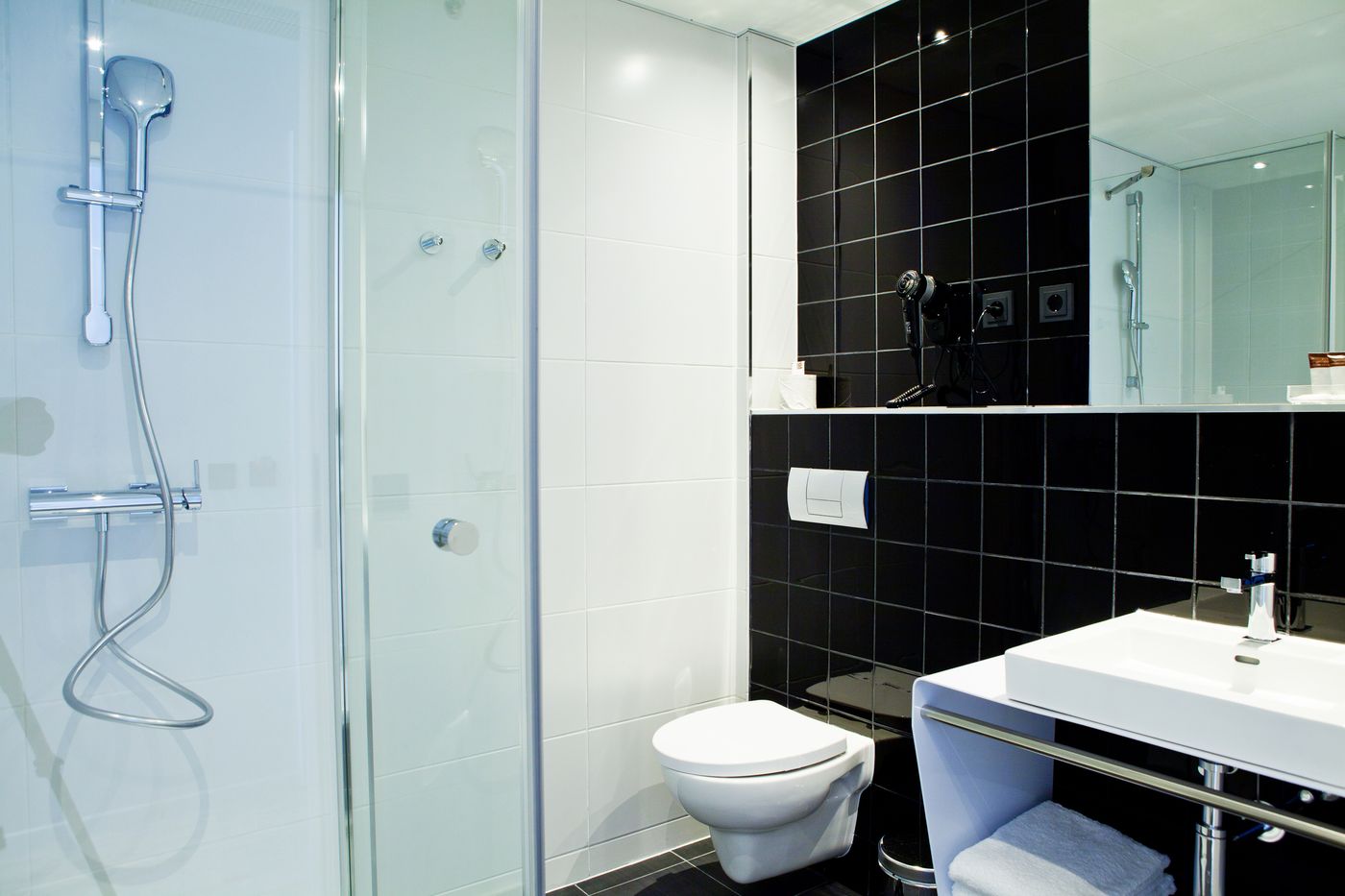 Catalonia-Berlin-Mitte-Room-33