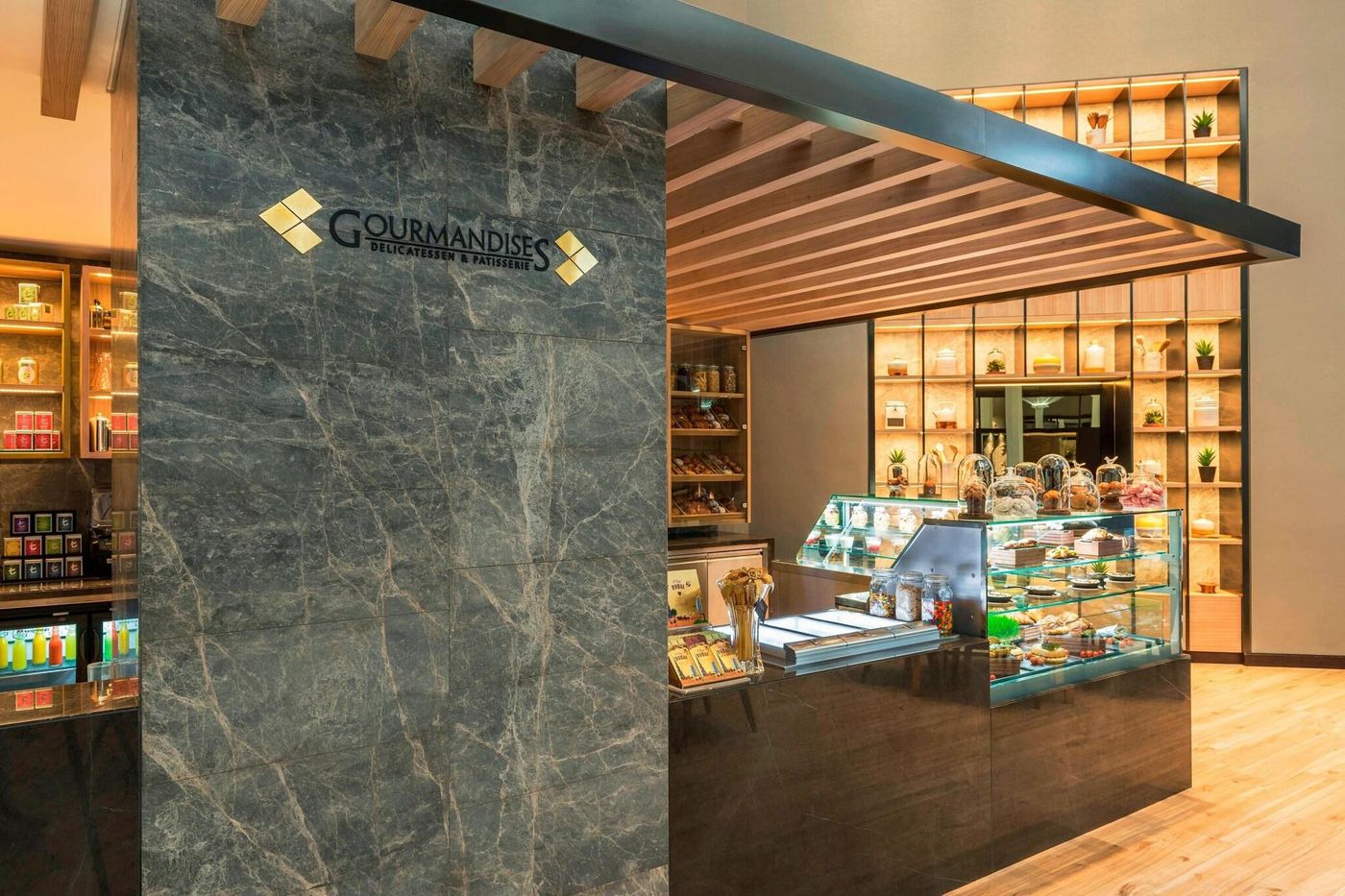 Le-Meridien-Dubai-Hotel---Conference-Centre-Restaurant-84