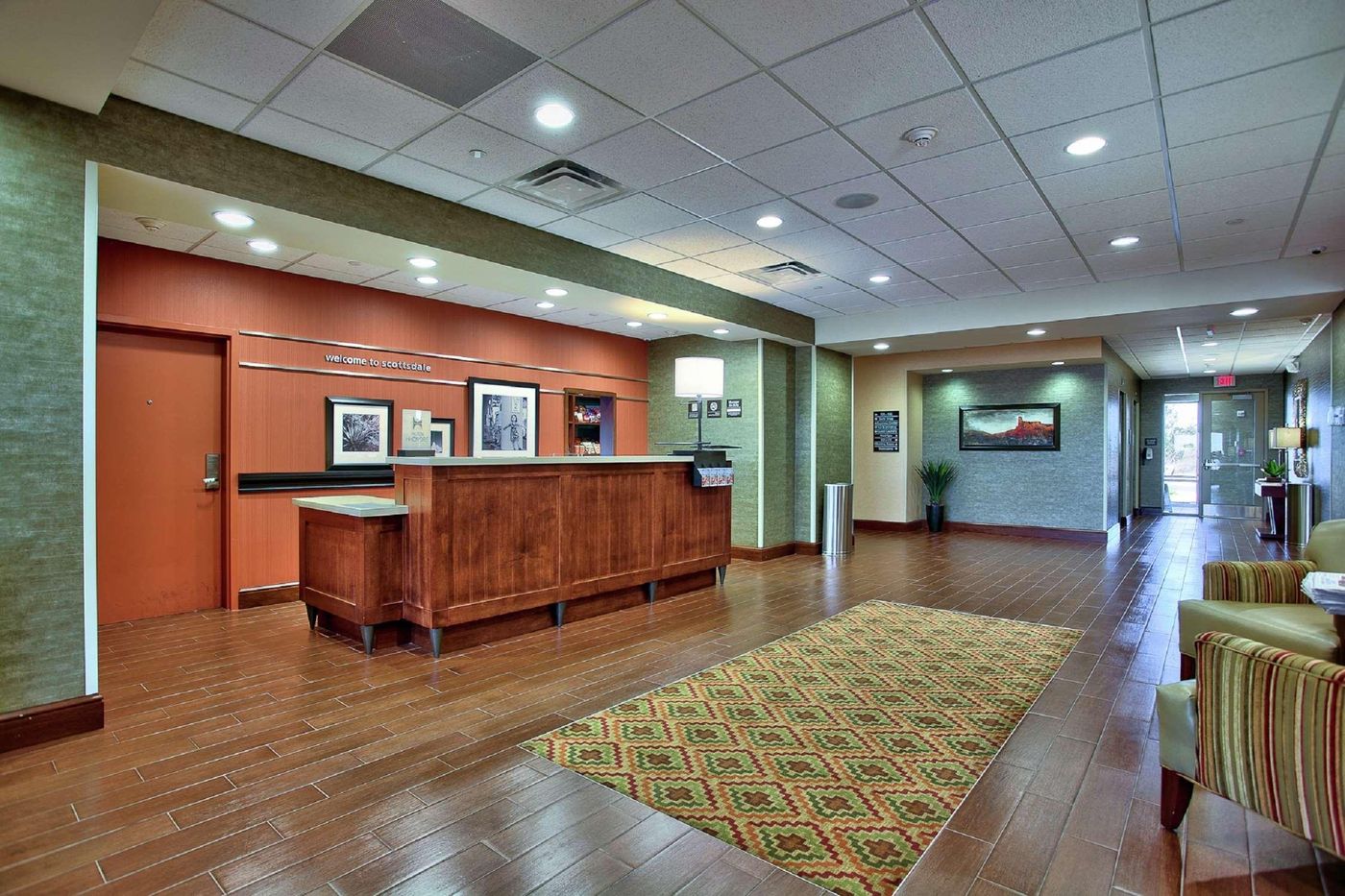 Hampton Inn and Suites Scottsdale at Talking Stick-United States-Scottsdale-Lobby-10