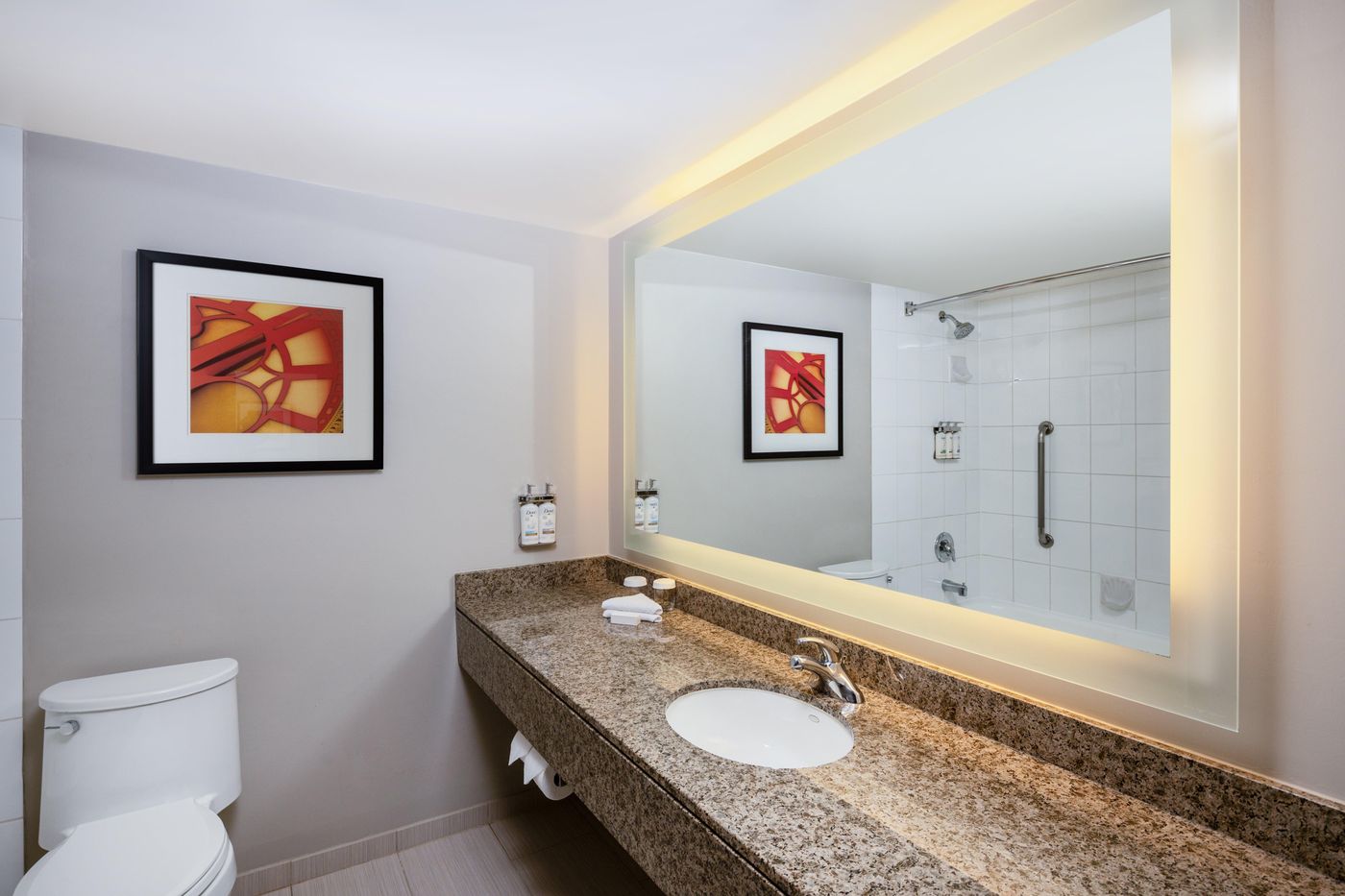 Holiday-Inn-Vancouver-Airport-Room-21